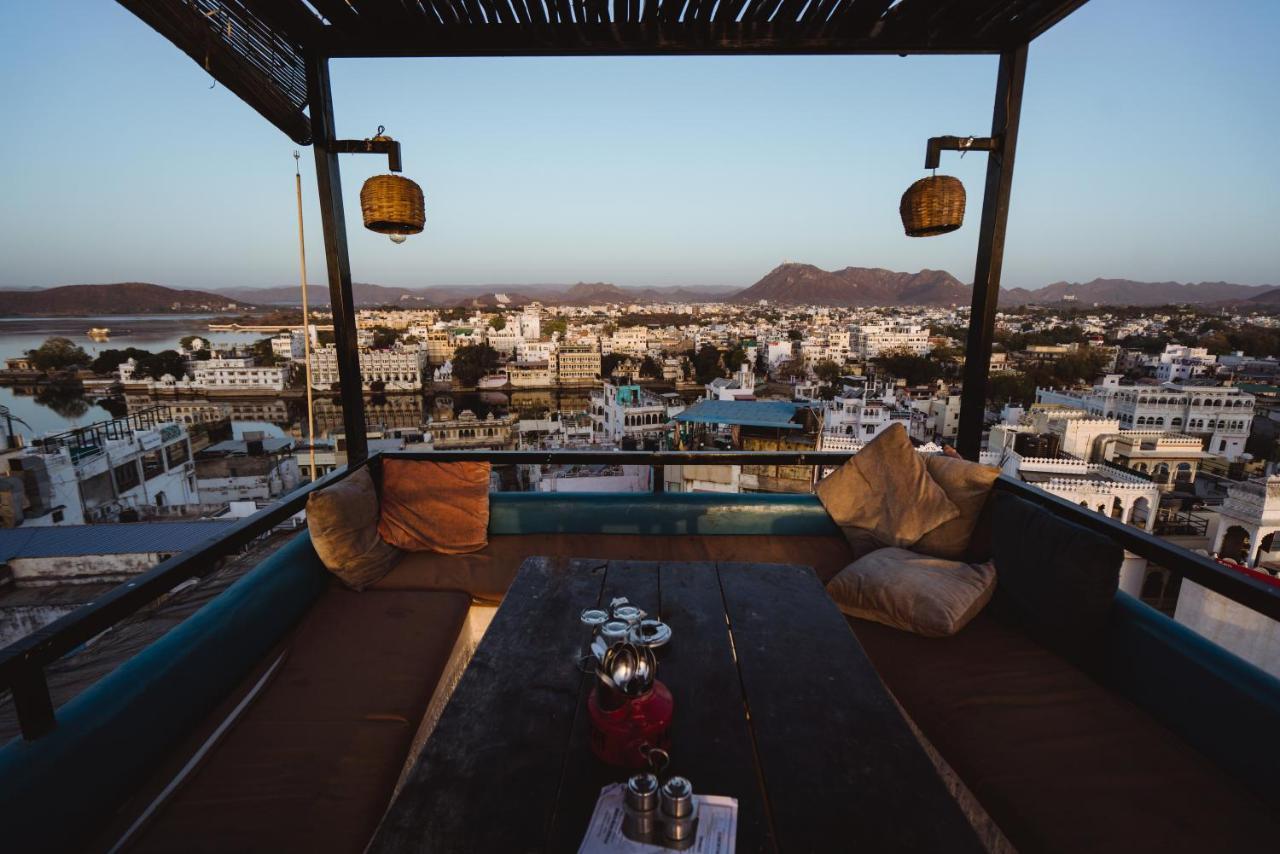 Hotel Udai Niwas By The Lake Udaipur Extérieur photo