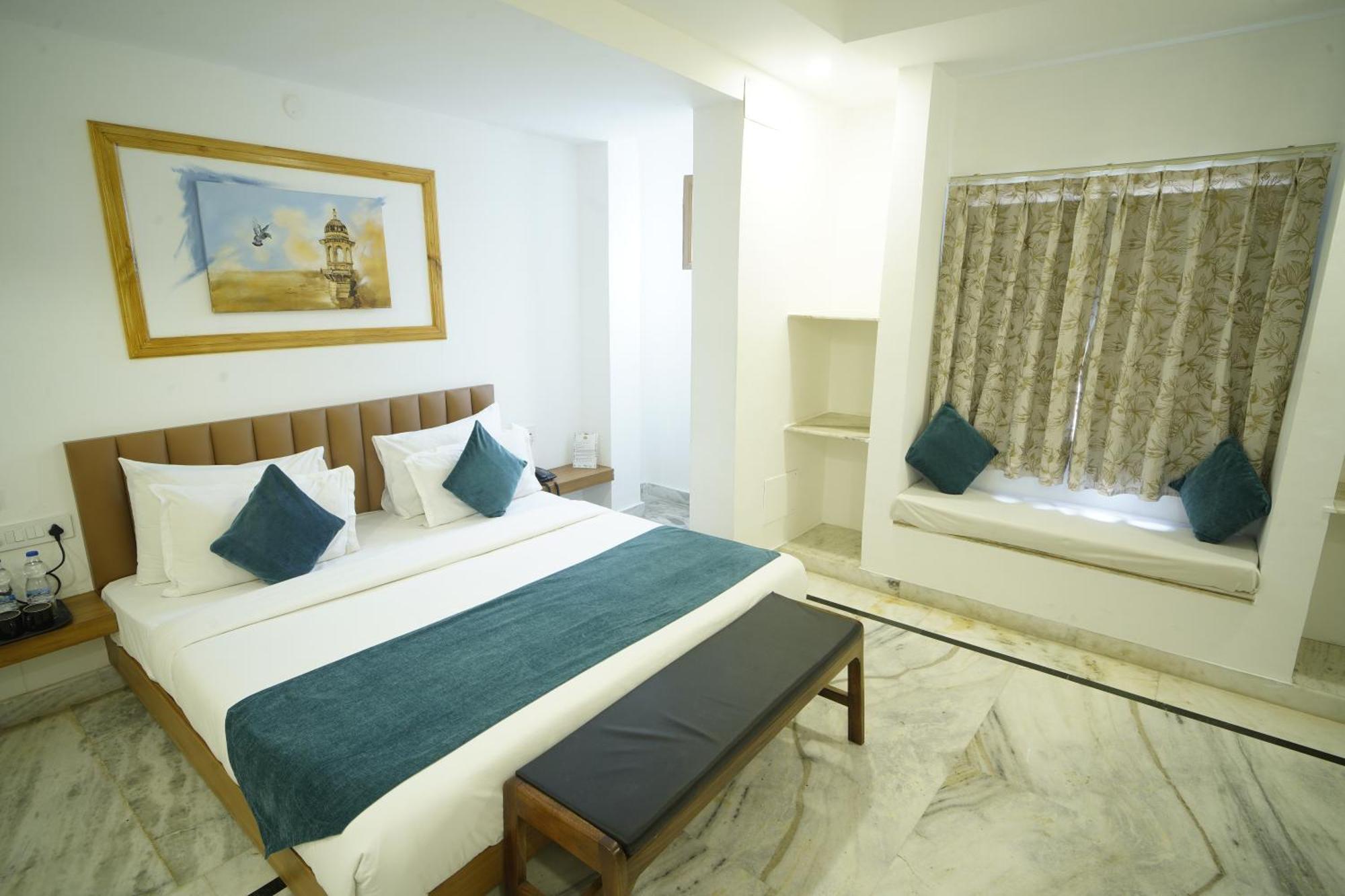 Hotel Udai Niwas By The Lake Udaipur Extérieur photo